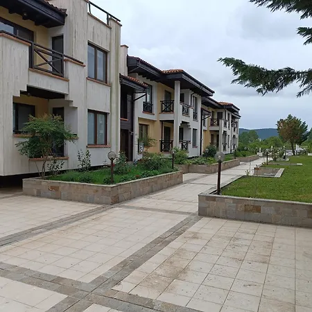 литорал Apartment Chernomorets